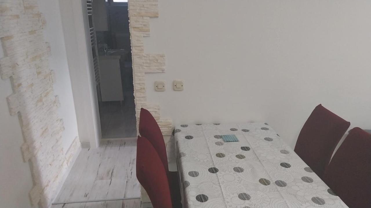 Appartement Jan 2 à Pula Extérieur photo